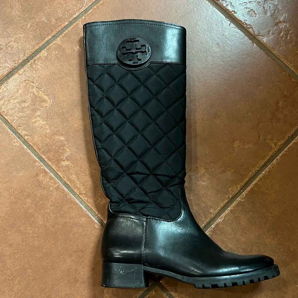Tory burch black leather  boots size 6